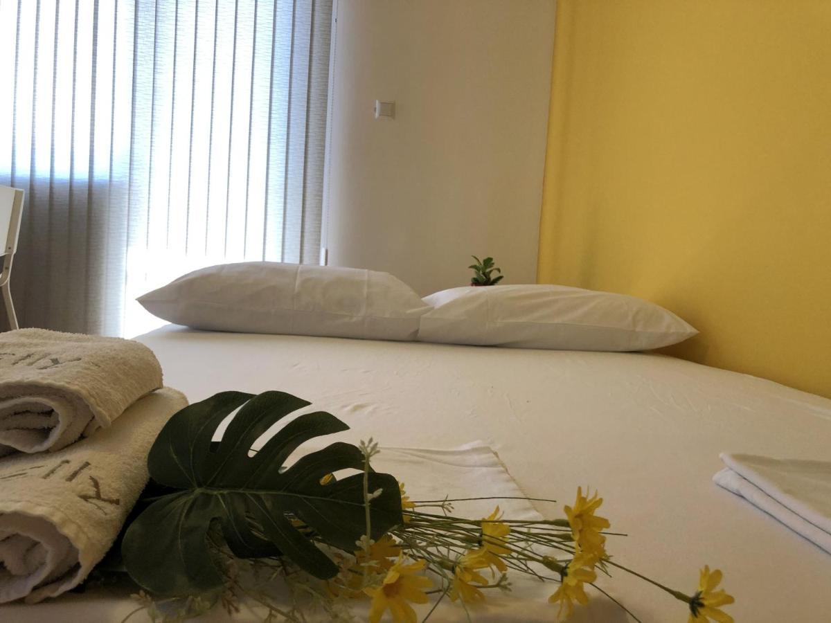 Aparthotel Elly Поморие Екстериор снимка