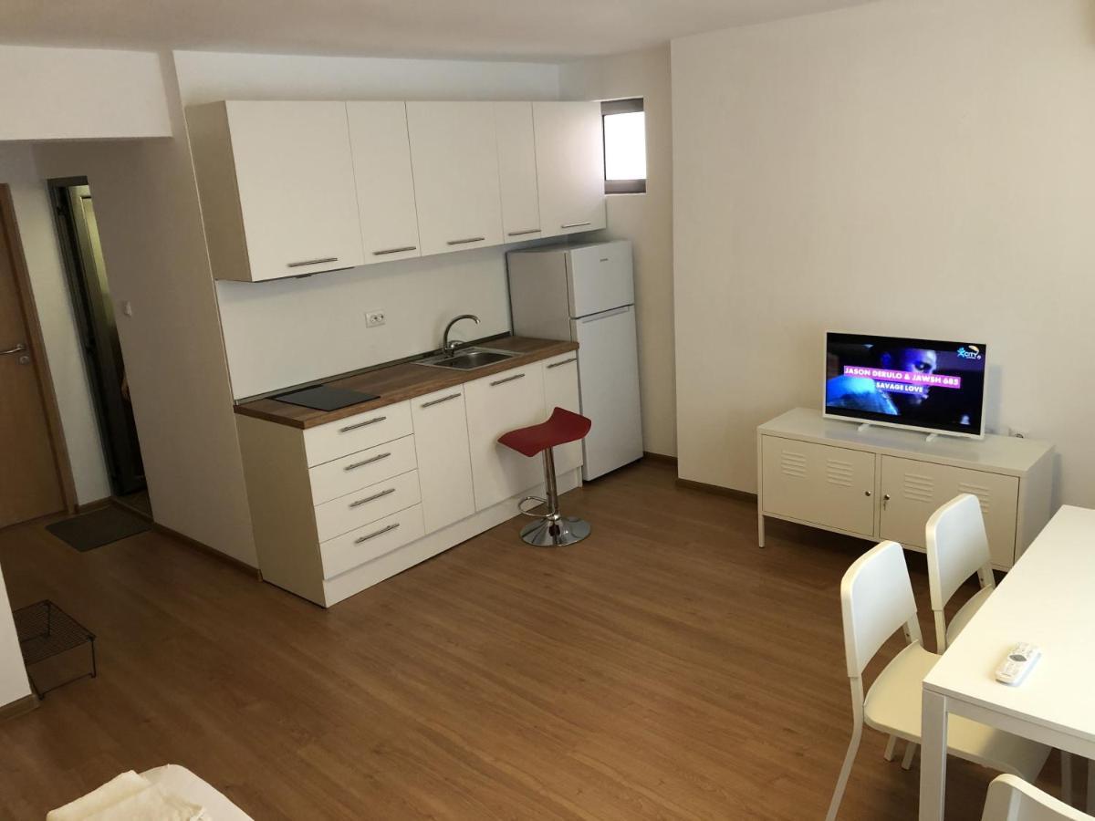 Aparthotel Elly Поморие Екстериор снимка